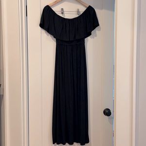 Maternity Off-the-shoulder Maxi Dress